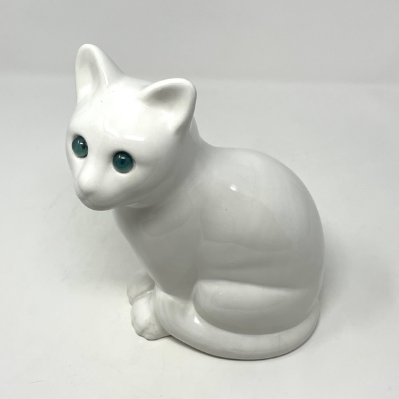 ELPA Alcobaca Ceramic Cat with Glass Green Eyes Sitting Up Made in Portugal - Picture 7 of 9
